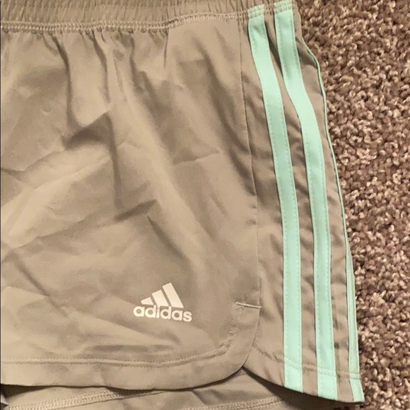 Adidas running shorts - Picture 2 of 4